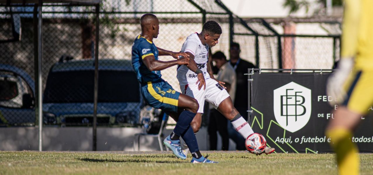 177449em-jogo-de-quatro-gols-jequie-e-vitoria-empatam-no-waldomiro-borges-3