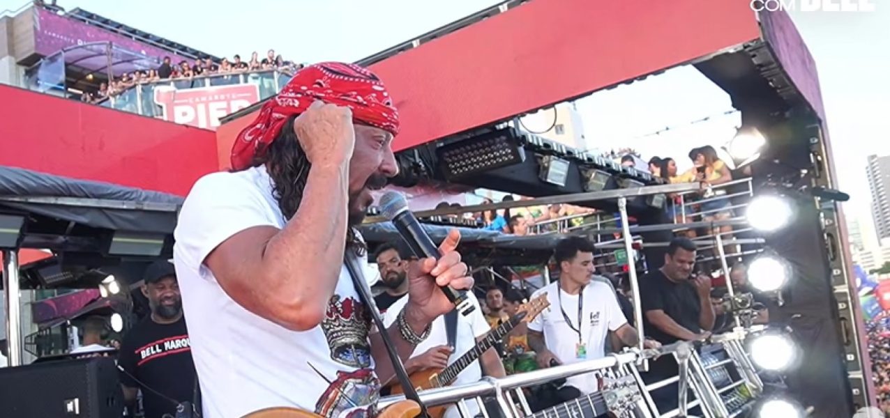 178075bell-marques-interrompe-desfile-apos-uso-de-spray-de-pimenta-no-circuito-barra-ondina-3 178075bell-marques-interrompe-desfile-apos-uso-de-spray-de-pimenta-no-circuito-barra-ondina-3