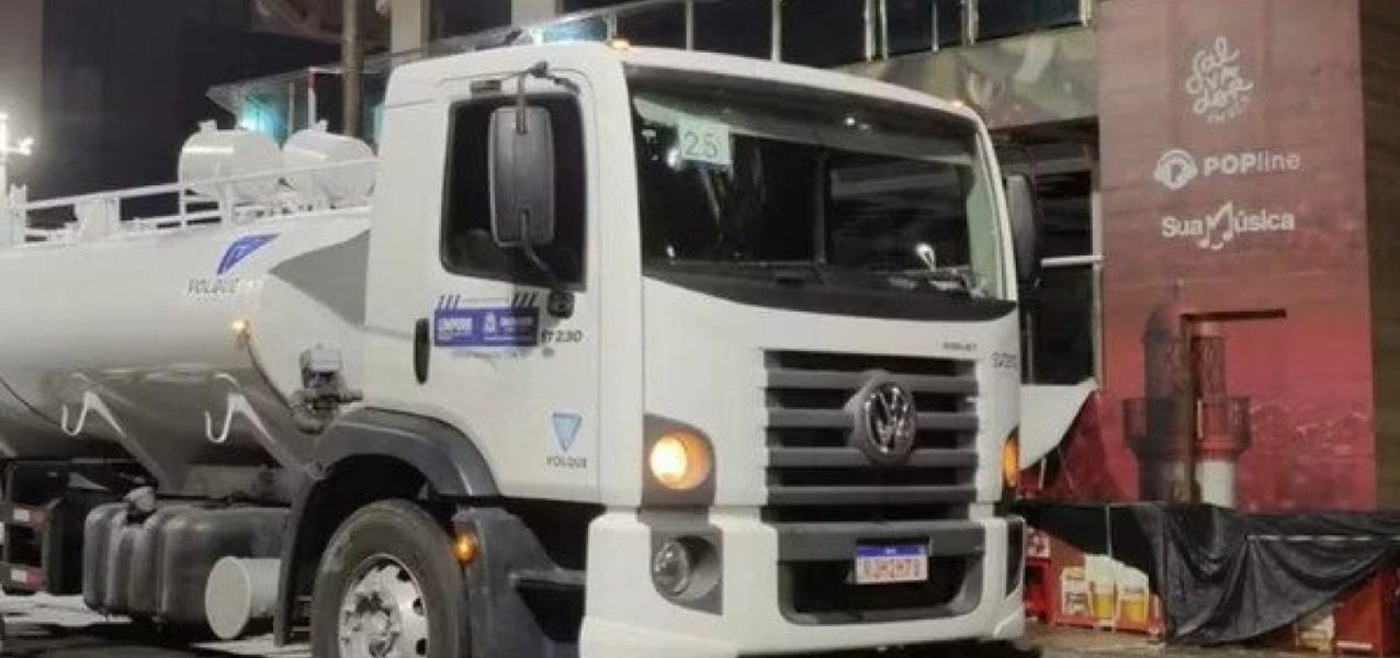 178103mulher-morre-apos-ser-atropelada-por-caminhao-de-limpeza-no-circuito-barra-ondina-3 178103mulher-morre-apos-ser-atropelada-por-caminhao-de-limpeza-no-circuito-barra-ondina-3