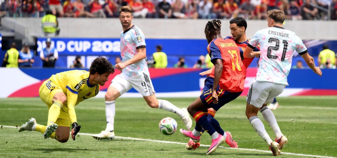 185237espanha-sofre-o-1-gol-na-copa-mas-marca-nos-minutos-finais-e-elimina-a-belgica-3