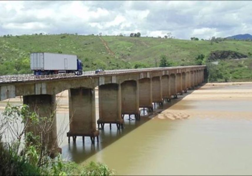 ponte-rio-jequitinhonha ponte-rio-jequitinhonha